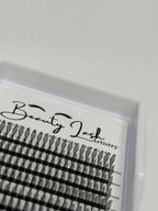 Comic Lashes Mix Length