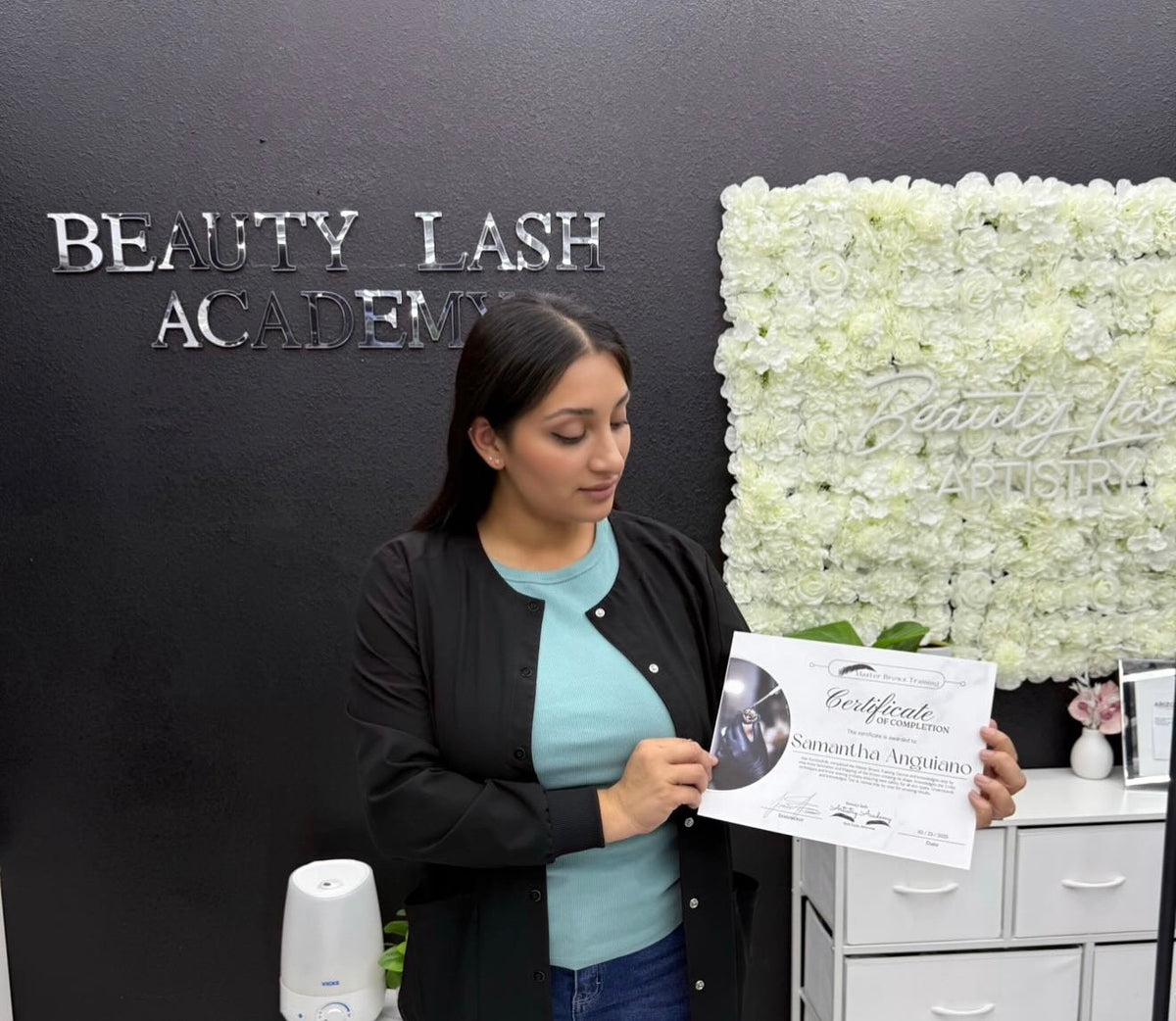 Full Brow Service Certification Class