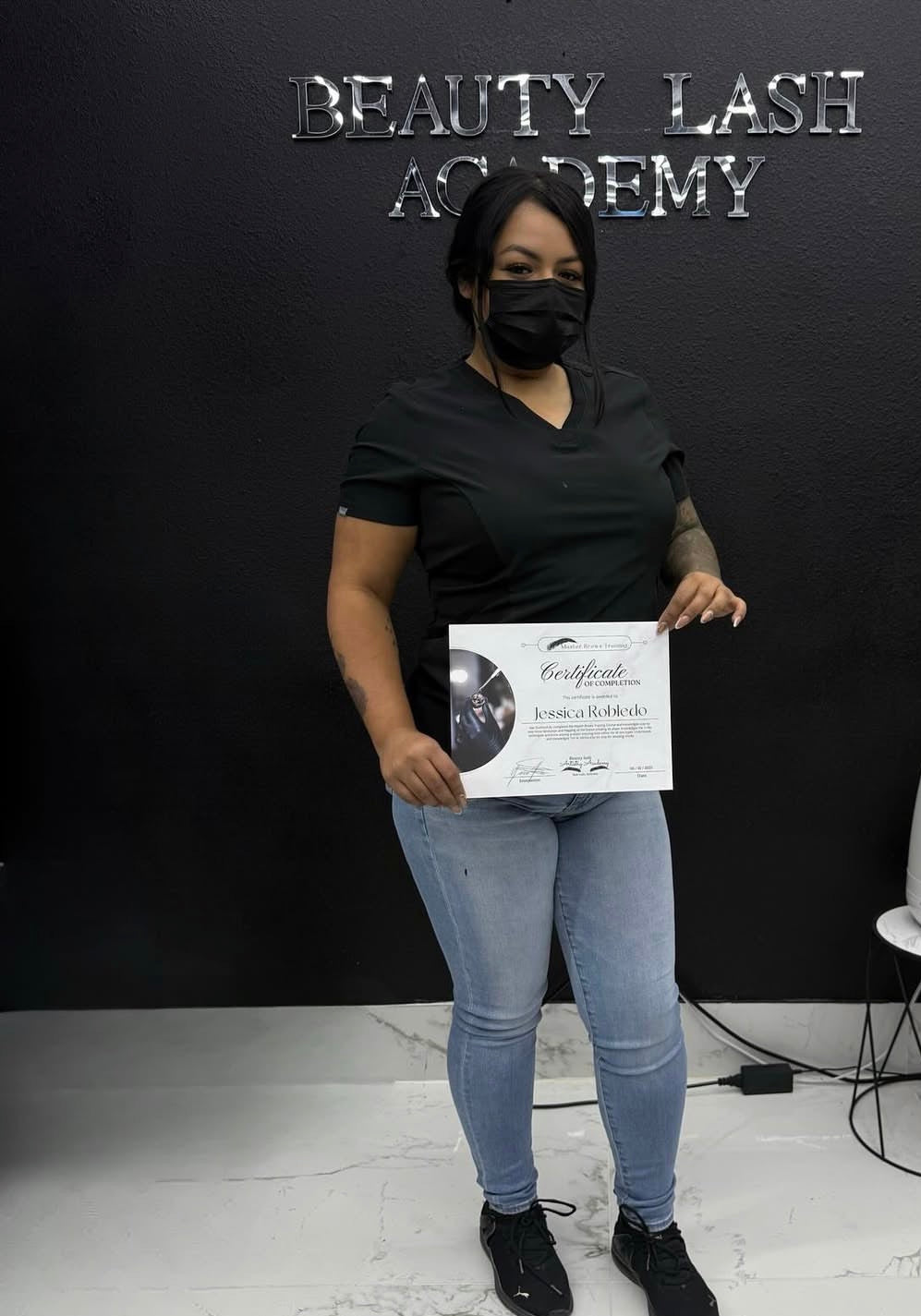 Full Brow Service Certification Class