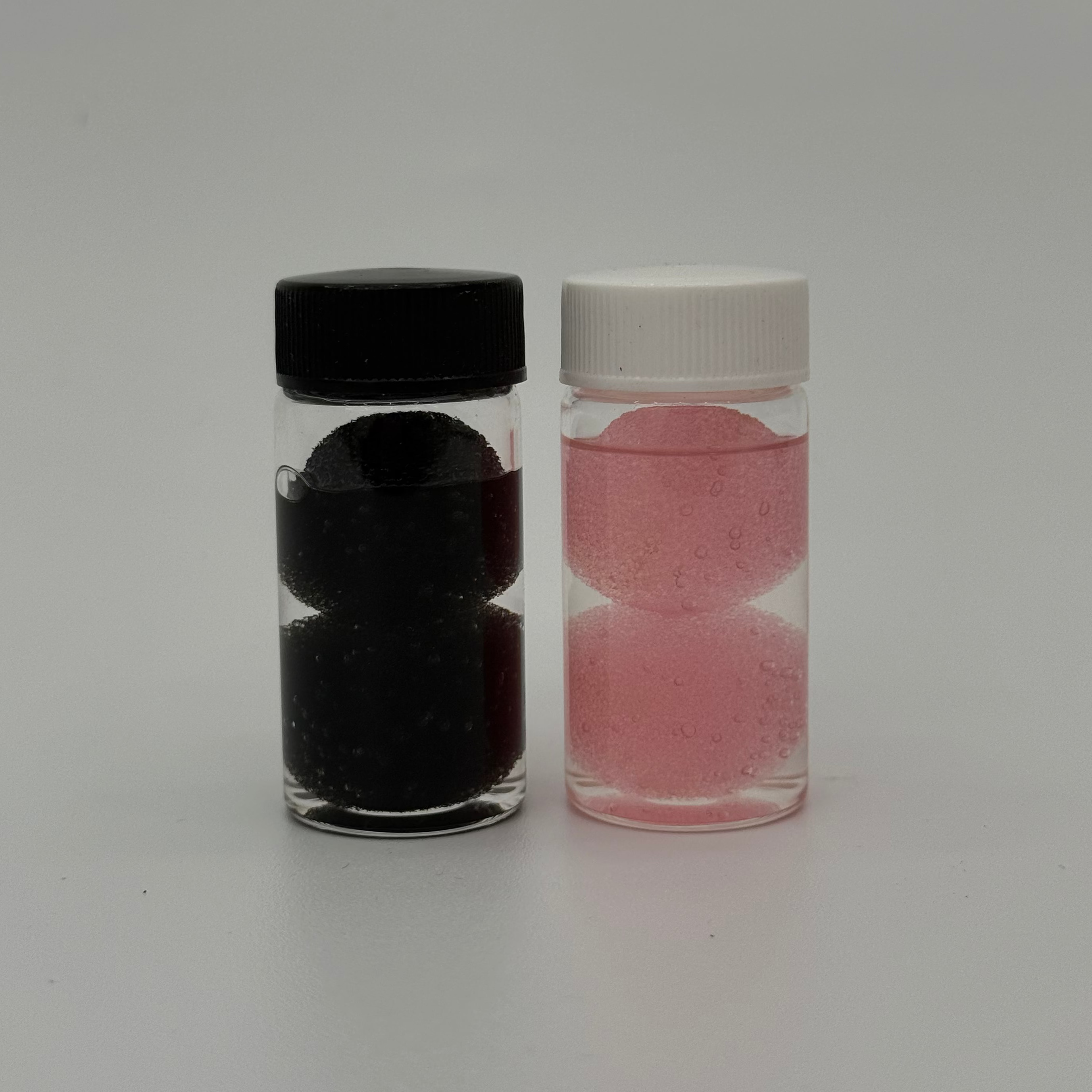 Tweezer Cleaner for Lash Tools 30ml Sponge Balls