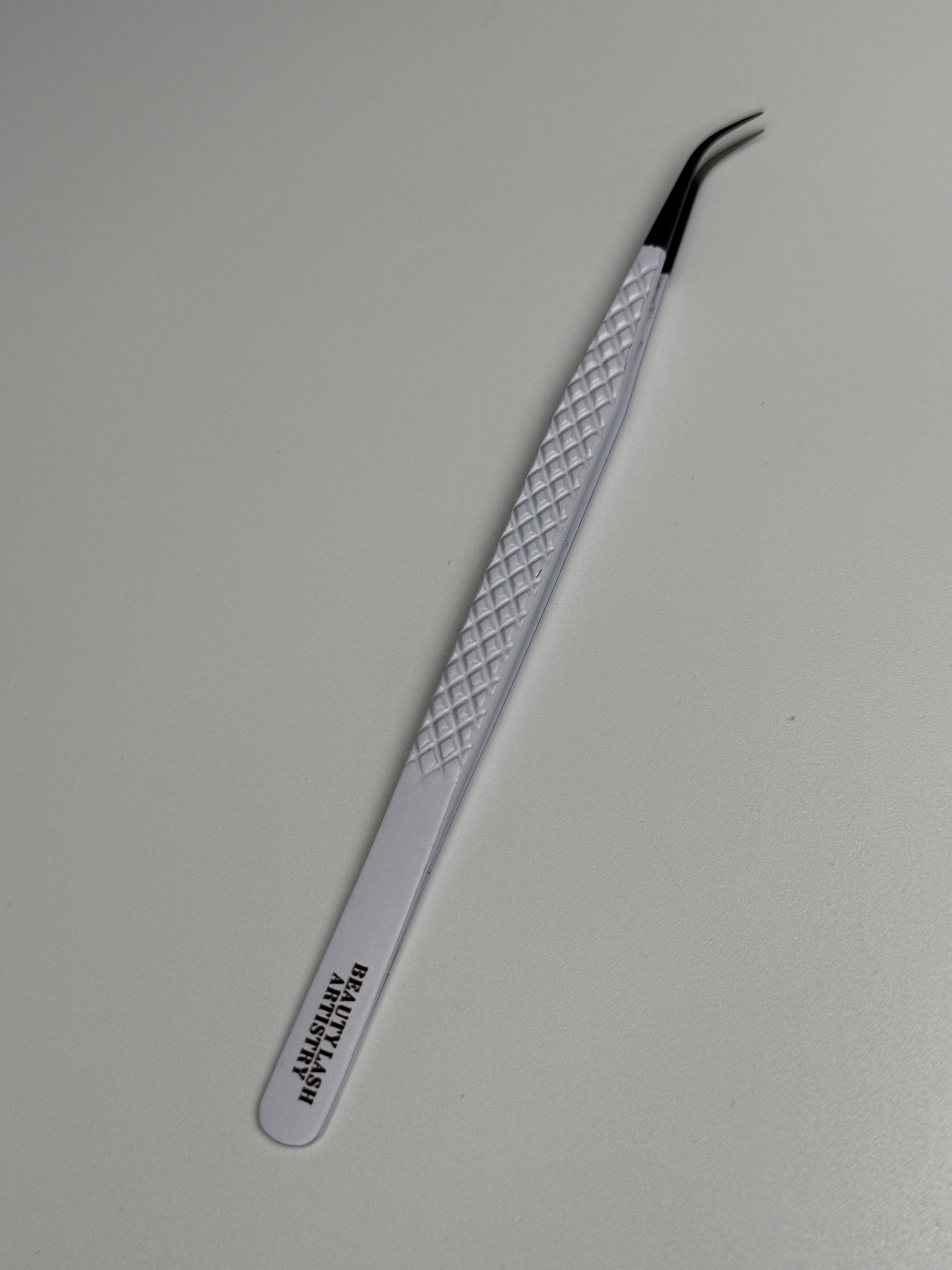 Long Thin Curved Isolation Tweezer