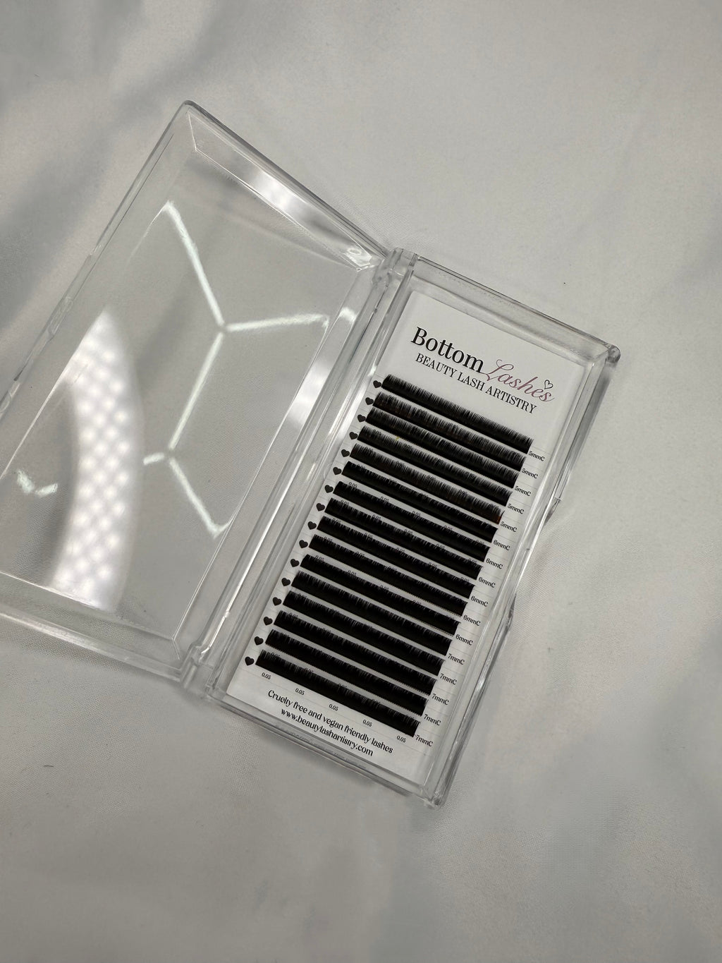 Bottom Lashes