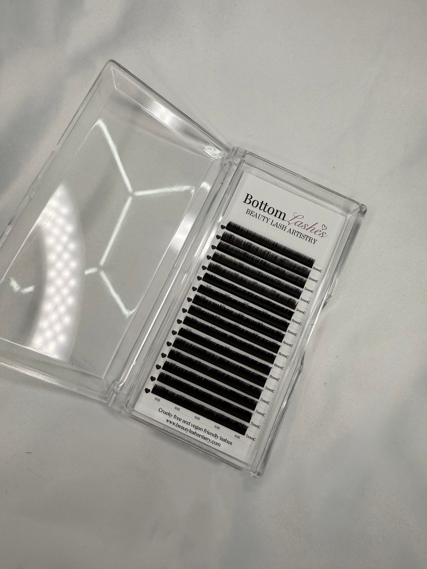 Bottom Lashes