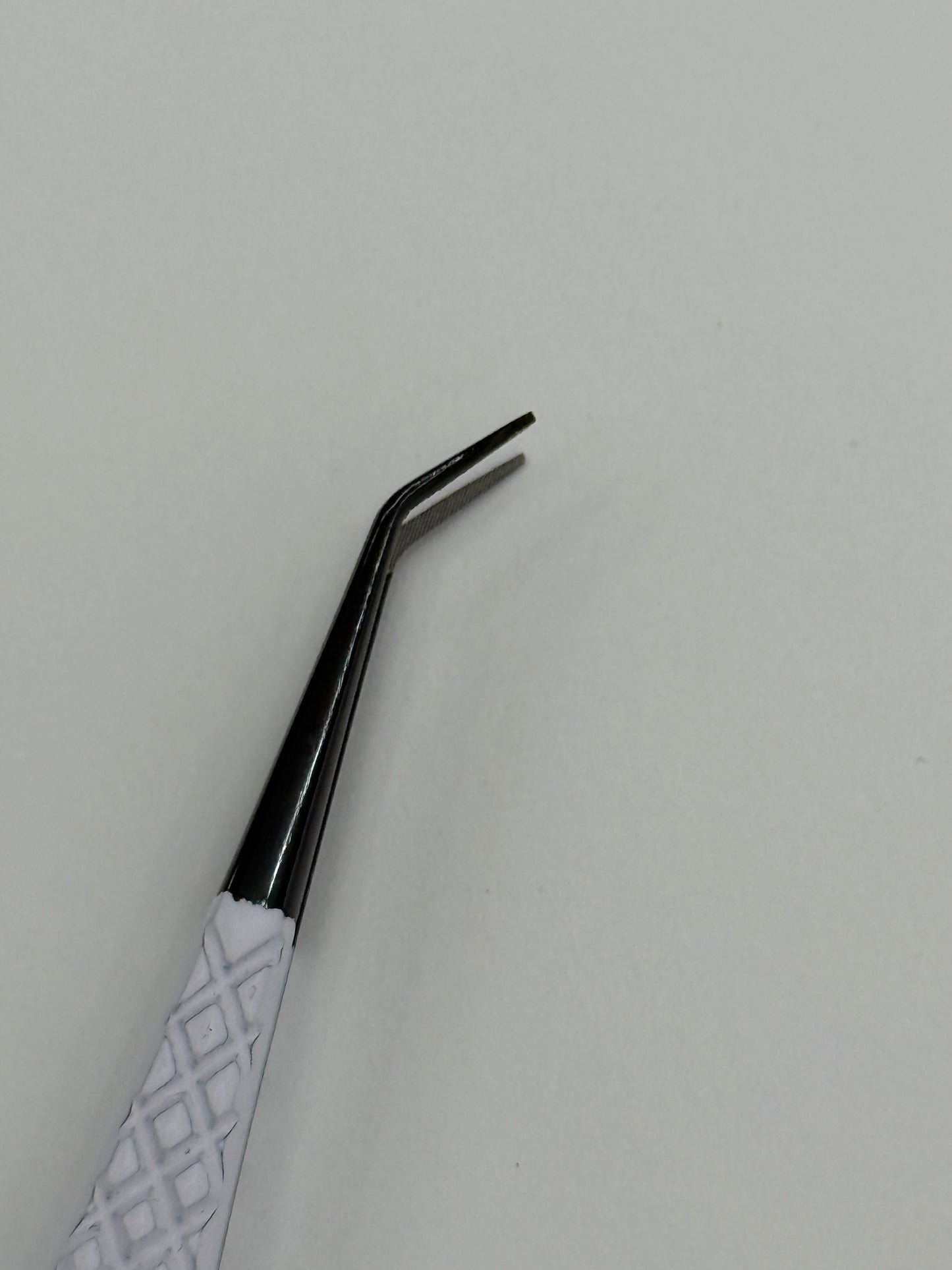 45° Long Isolation Tweezer