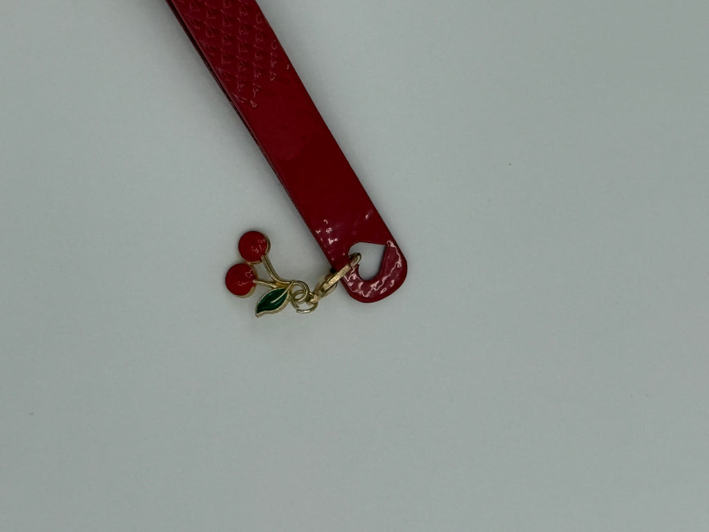 Cherry-Red Tweezer